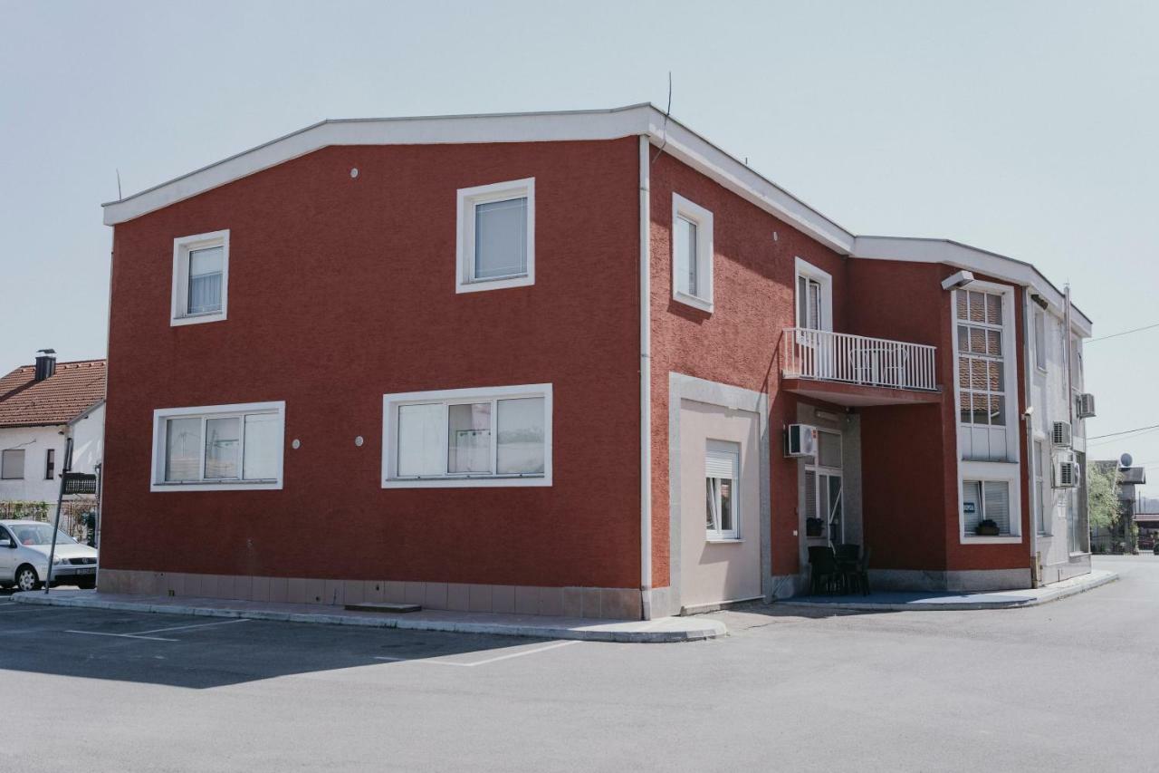 Guest House Sv. Nikola Dugo Selo Экстерьер фото